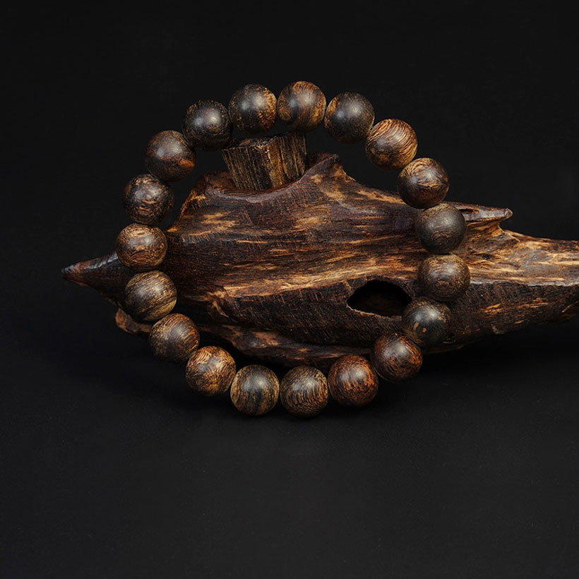 Vòng Trầm Hương