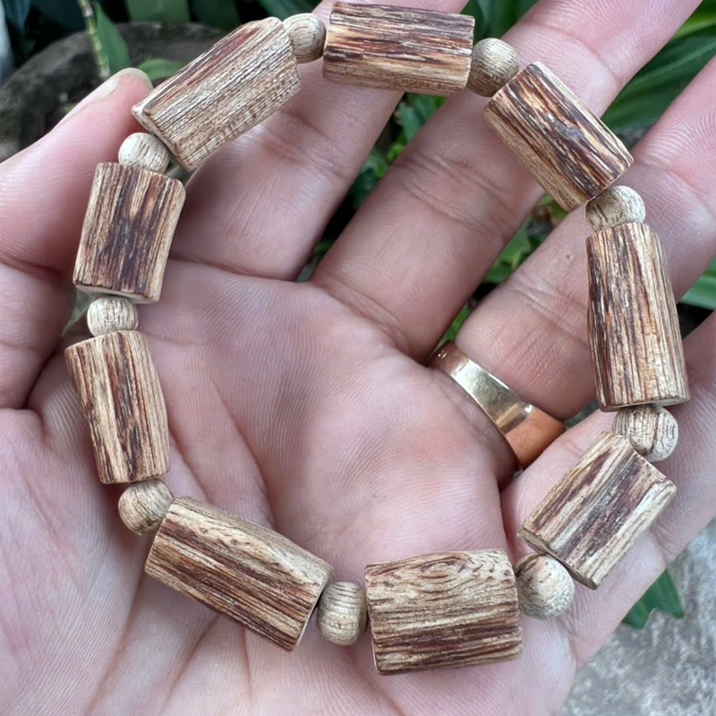 Vòng thô trầm hương tự nhiên thơm ngọt sâu