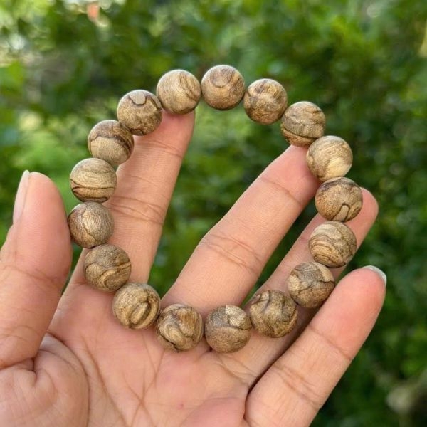 Vòng Trầm Hương Tự Nhiên cho Nam